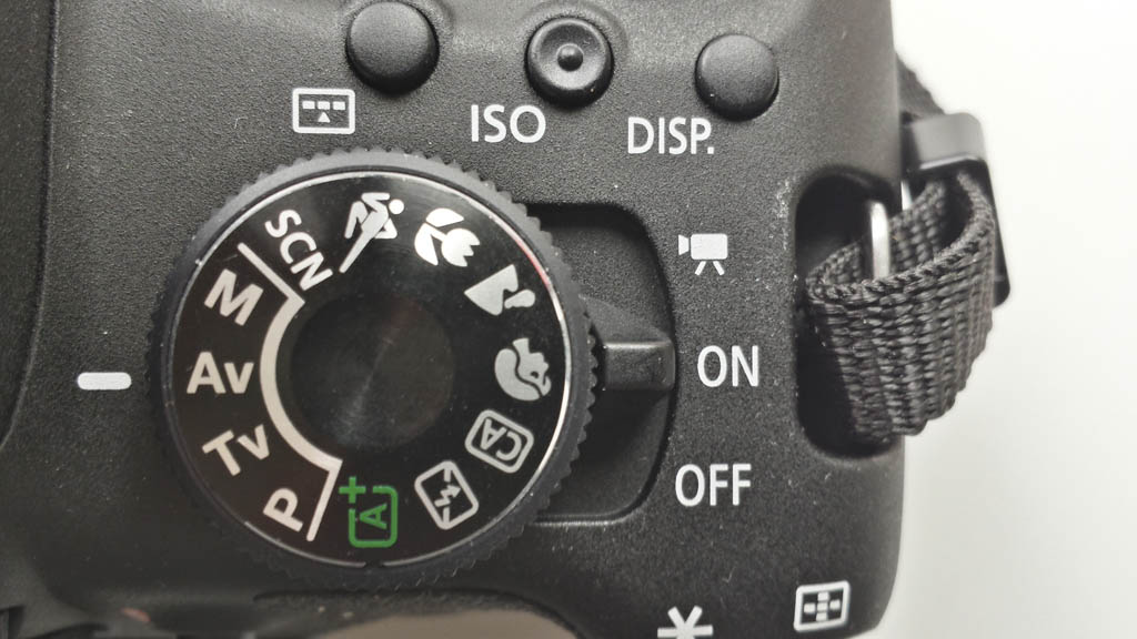 EOS 750D