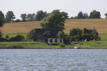 Schlei, Segeln, Landschaft, blauer Himmel, Sommer, Schleilandschaft, Landschaftsaufnahme, Schleiregion, Urlaub, Ferien