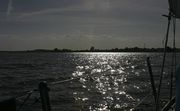 Schlei, Segeln, Landschaft, blauer Himmel, Sommer, Schleilandschaft, Landschaftsaufnahme, Schleiregion, Urlaub, Ferien