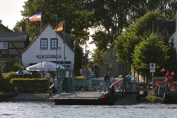 Schlei, Segeln, Landschaft, blauer Himmel, Sommer, Schleilandschaft, Landschaftsaufnahme, Schleiregion, Urlaub, Ferien