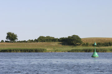 Schlei, Segeln, Landschaft, blauer Himmel, Sommer, Schleilandschaft, Landschaftsaufnahme, Schleiregion, Urlaub, Ferien