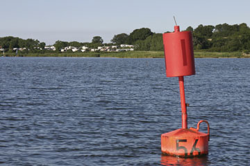 Schlei, Segeln, Landschaft, blauer Himmel, Sommer, Schleilandschaft, Landschaftsaufnahme, Schleiregion, Urlaub, Ferien