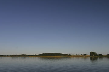 Schlei, Segeln, Landschaft, blauer Himmel, Sommer, Schleilandschaft, Landschaftsaufnahme, Schleiregion, Urlaub, Ferien