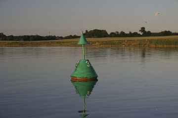 Schlei, Segeln, Landschaft, blauer Himmel, Sommer, Schleilandschaft, Landschaftsaufnahme, Schleiregion, Urlaub, Ferien