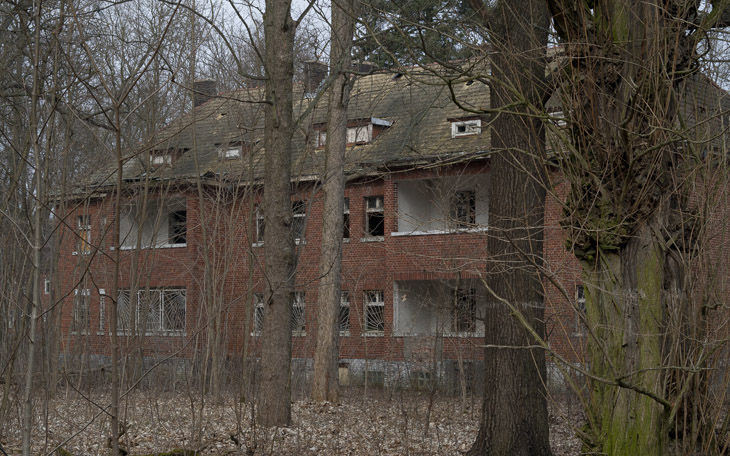 Im alten Munitionslager, vermutlich Offiziershaus