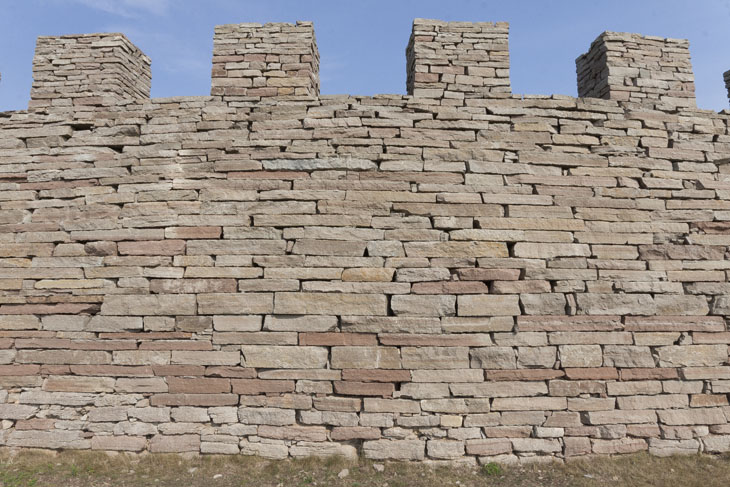 Die Mauern von Burg Eketorp